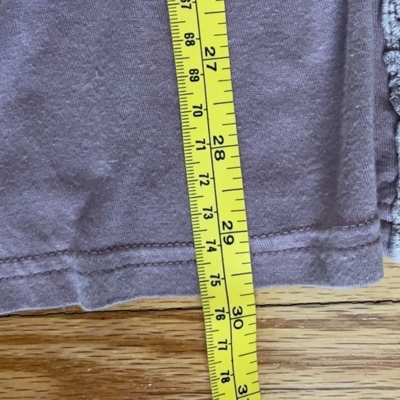 GIMMICKS by BKE Lace Inset Blouse - Picture 9 of 9